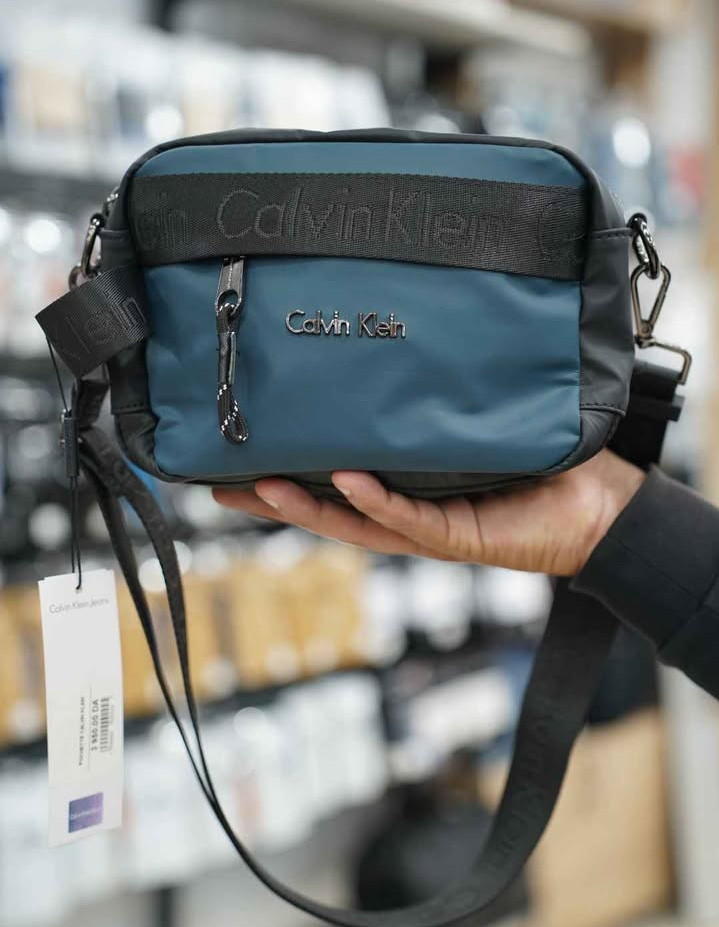 Sakocha -calvin klein- 🔥